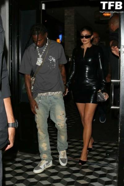 Kylie Jenner & Travis Scott Dine Out with James Harden at Celeb Hotspot Crag 19s in WeHo on tubephoto.pics