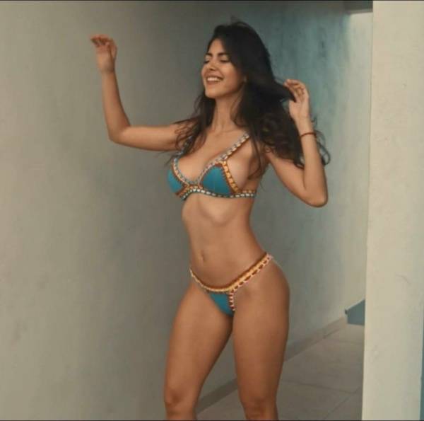 Ari Dugarte Bikini Outdoor Posing Patreon Video Leaked - Venezuela on tubephoto.pics