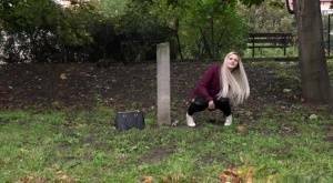 Dirty blonde female can't hold her pee any longer and pisses in public park on tubephoto.pics