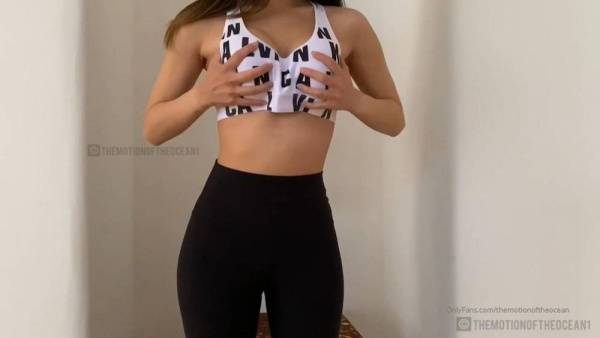 Full Video : TheMotionOfTheOcean Nude Try-On OnlyFans on tubephoto.pics