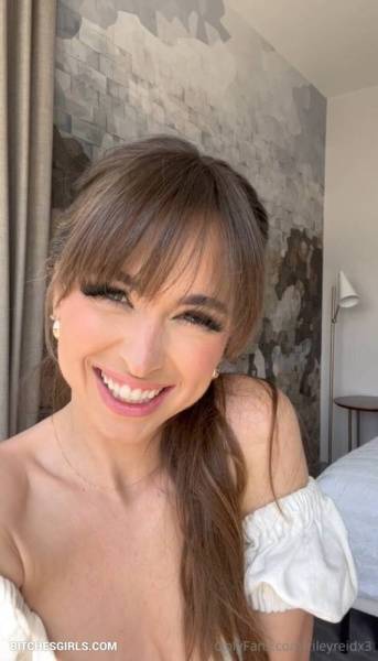 Riley Reid Pornstar Photos For Free - Letrileylive Onlyfans Leaked Naked Pics on tubephoto.pics