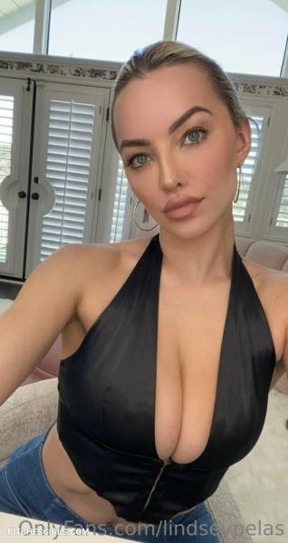 Lindsey Pelas Instagram Nude Influencer - Lindsey Onlyfans Leaked Naked Photo on tubephoto.pics