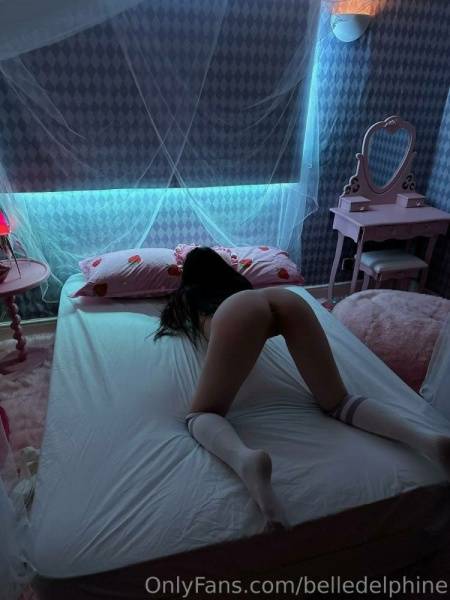 Belle Delphine Nude Cam Girl Bedroom Onlyfans Set Leaked on tubephoto.pics