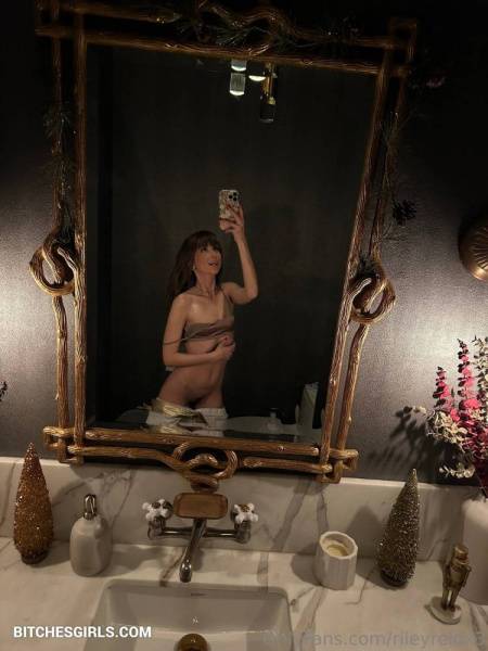 Riley Reid Petite Nude Girl - Therileyreid Onlyfans Leaked Naked Video on tubephoto.pics
