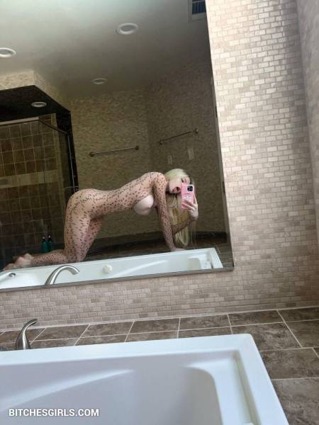 Msfiiire Youtube Nude Influencer - Amber Star Fansly Leaked Naked Photos on tubephoto.pics